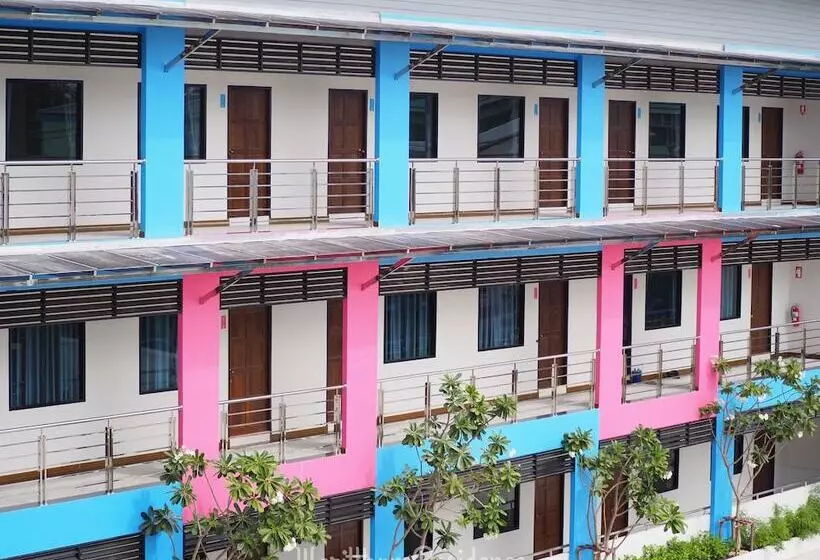 ホテル Waritthon Residence