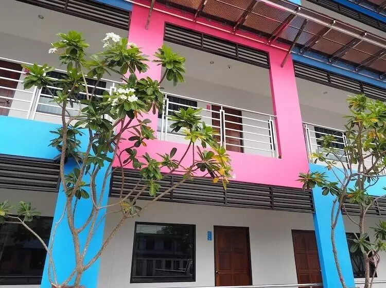 ホテル Waritthon Residence