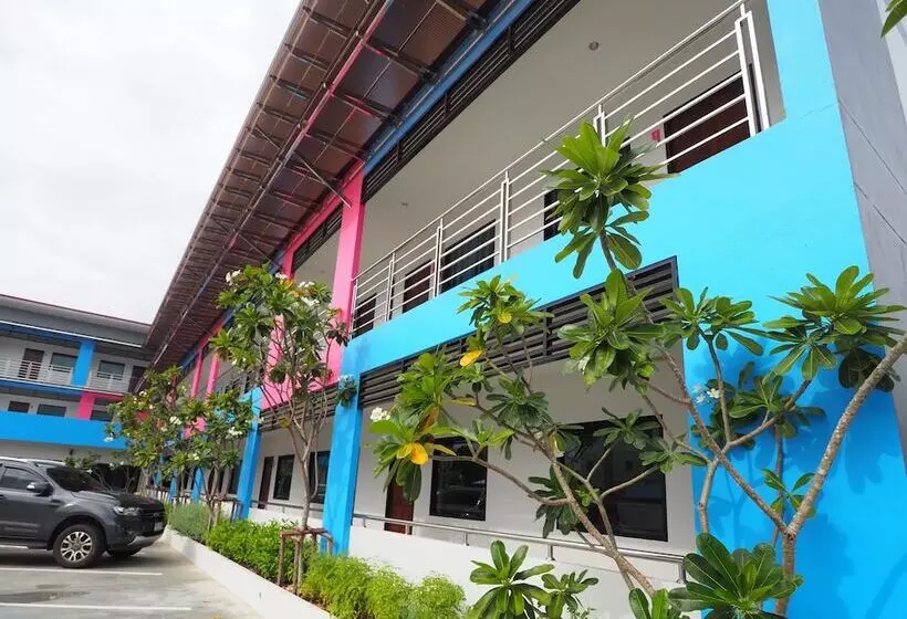 ホテル Waritthon Residence