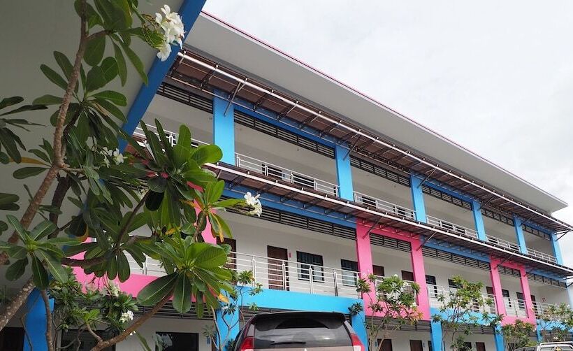 酒店 Waritthon Residence