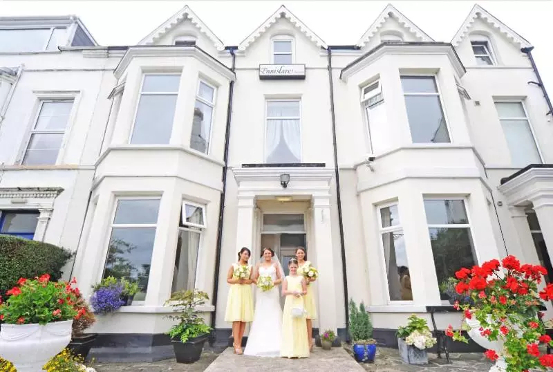 ペンション Ennislare House