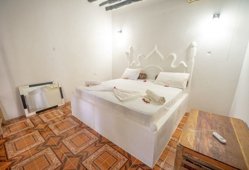 فندق صغير Simba Garden Lodge