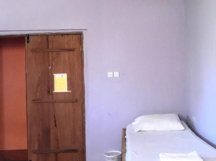 فندق صغير Simba Garden Lodge