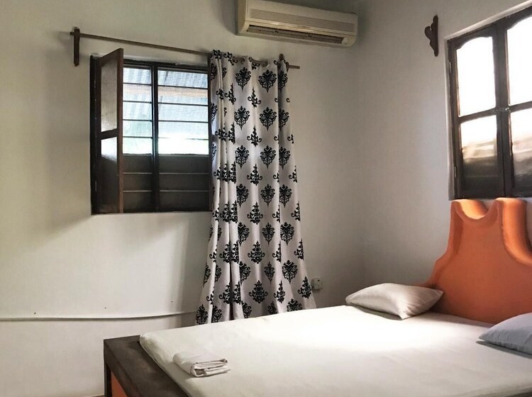 فندق صغير Simba Garden Lodge