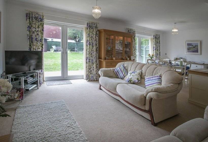 The Heather's Bed And Breakfast