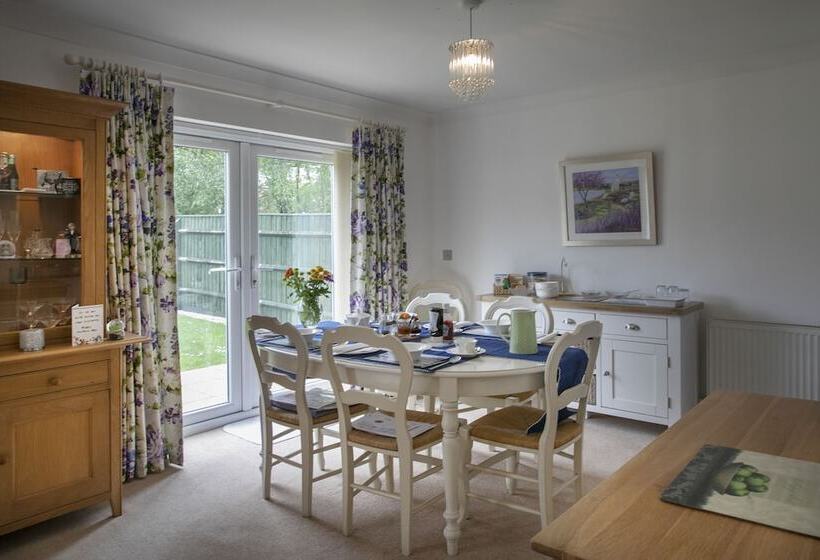 The Heather's Bed And Breakfast