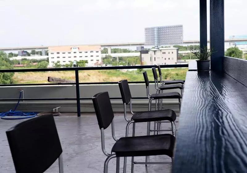 Yamyen Hostel