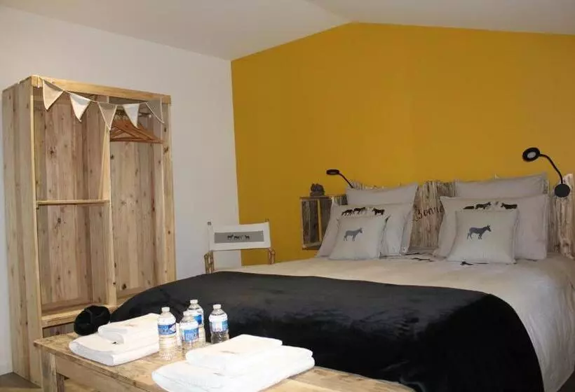 ベッドアンドブレックファースト Chambres D'hôtes Logis Charrier Le Petit Bignon