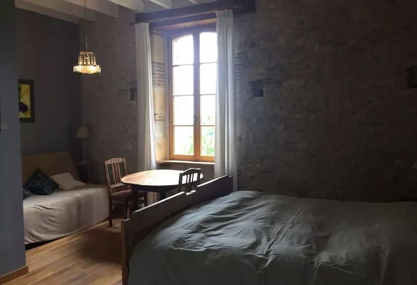 Aamiaismajoitus (B&B) Les Huguets