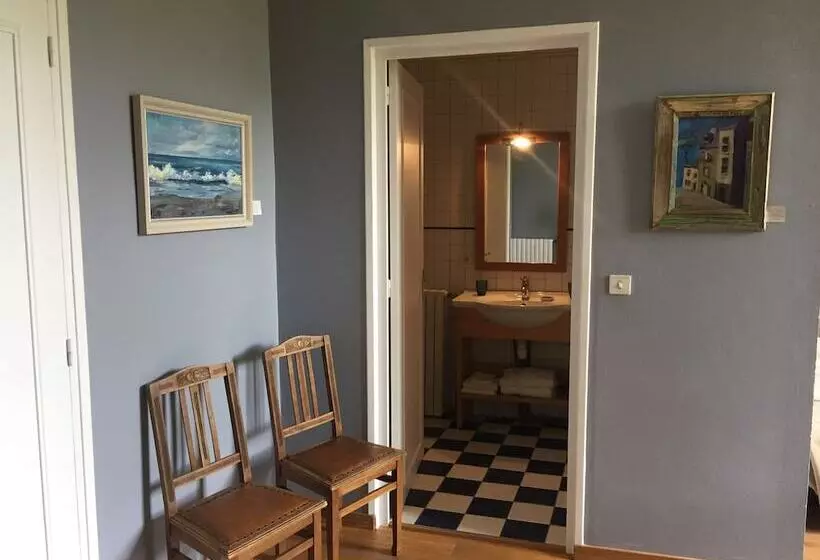 Aamiaismajoitus (B&B) Les Huguets
