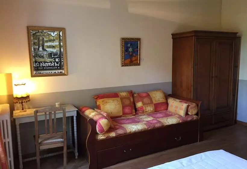 Aamiaismajoitus (B&B) Les Huguets