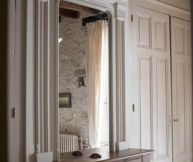 Aamiaismajoitus (B&B) Les Huguets
