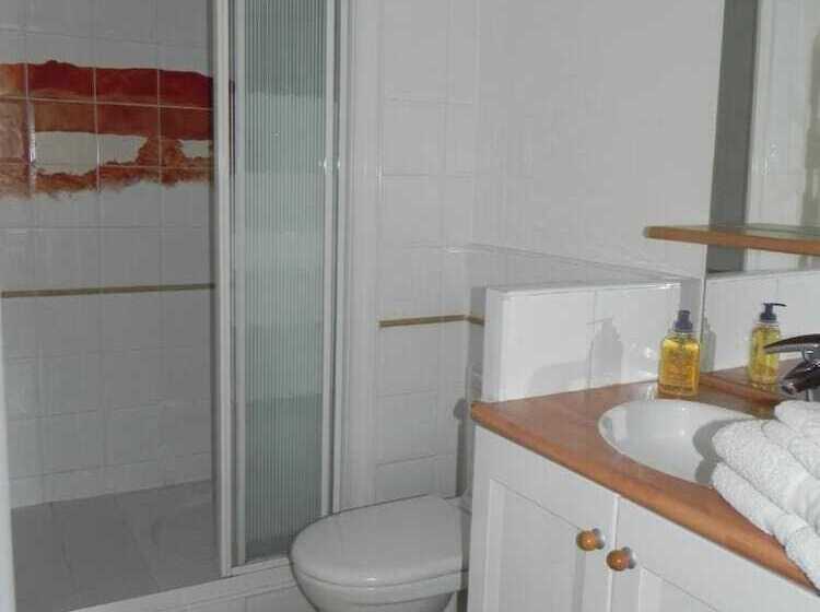 تختخواب و صبحانه The Dorn