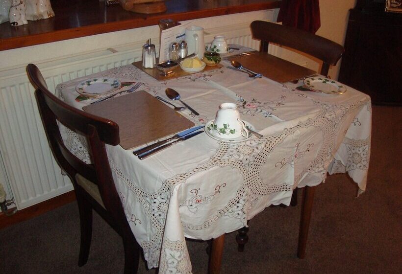 مبيت وإفطار The Farmhouse Lochmeyler