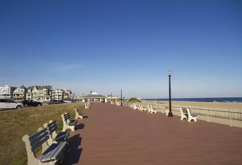 Aamiaismajoitus (B&B) The Inn At Ocean Grove