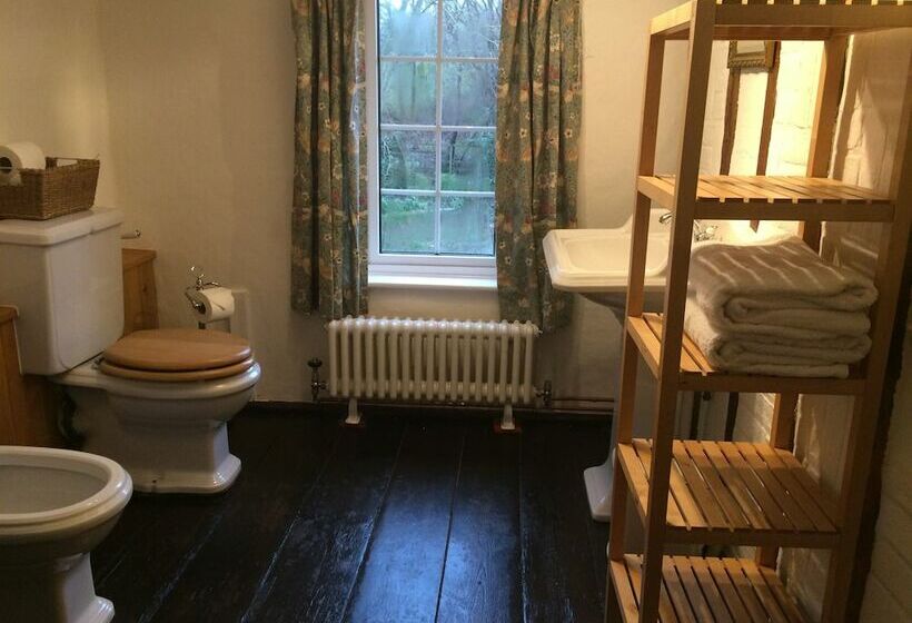 مبيت وإفطار The Old Rectory