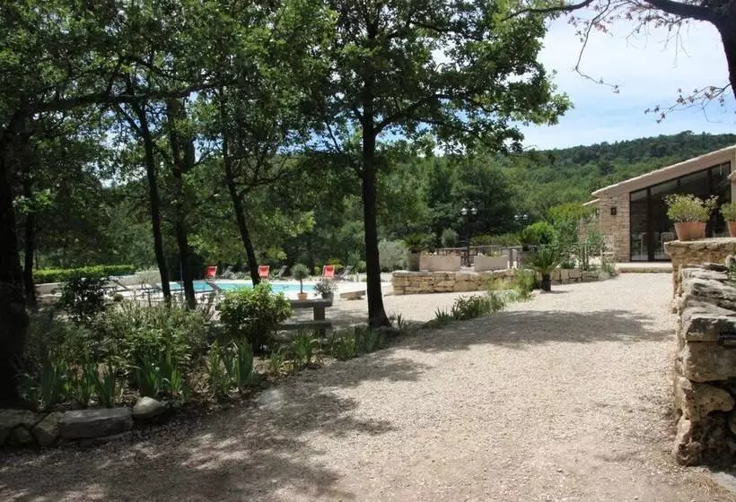 Hameau Fleur De Pierres B&b