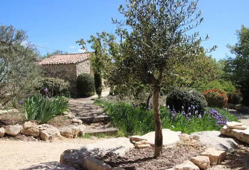 Hameau Fleur De Pierres B&b