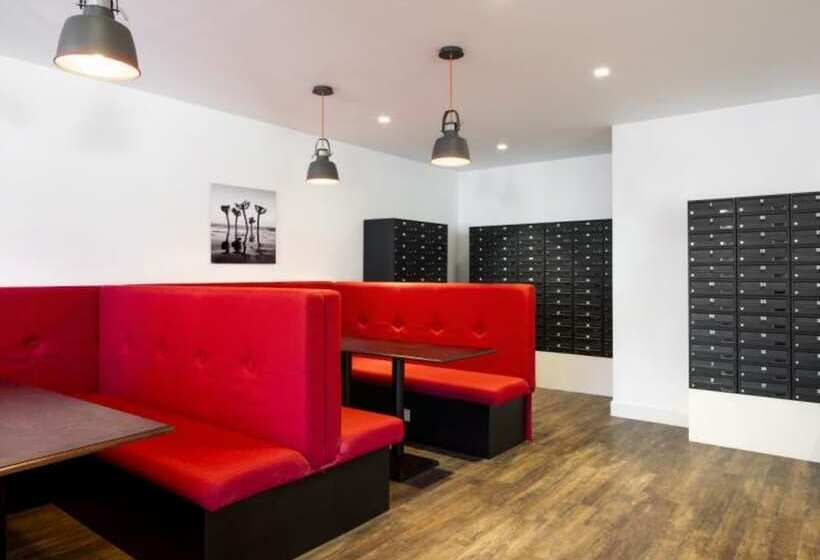 Hashtag Edinburgh Elliott House