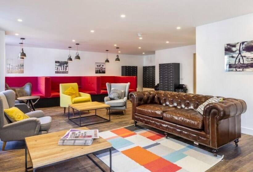 Hashtag Edinburgh Elliott House