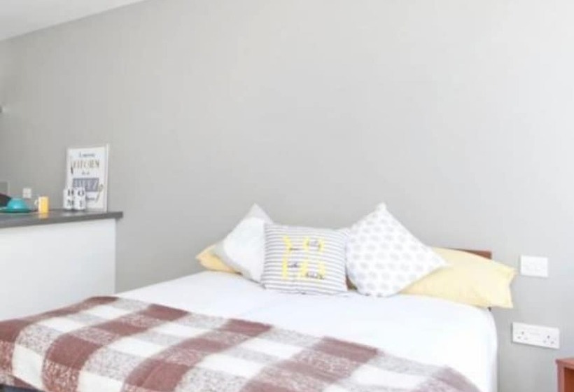 Hashtag Edinburgh Elliott House