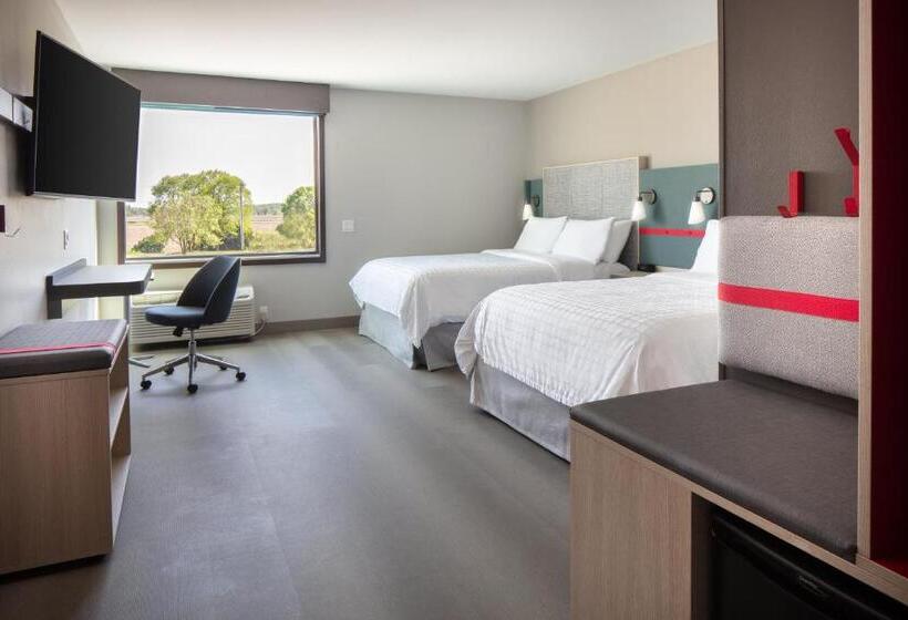 Avid Hotels   Madison   Monona, An Ihg