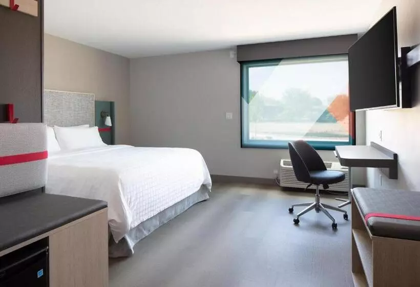 Avid Hotels   Madison   Monona, An Ihg