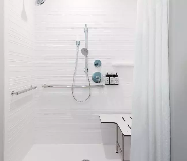 Avid Hotels   Madison   Monona, An Ihg