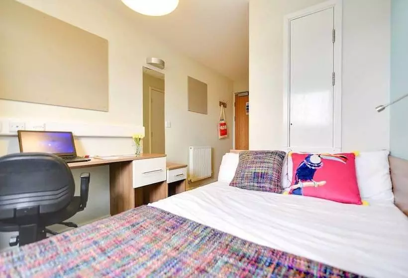 ホテル Axo Islington