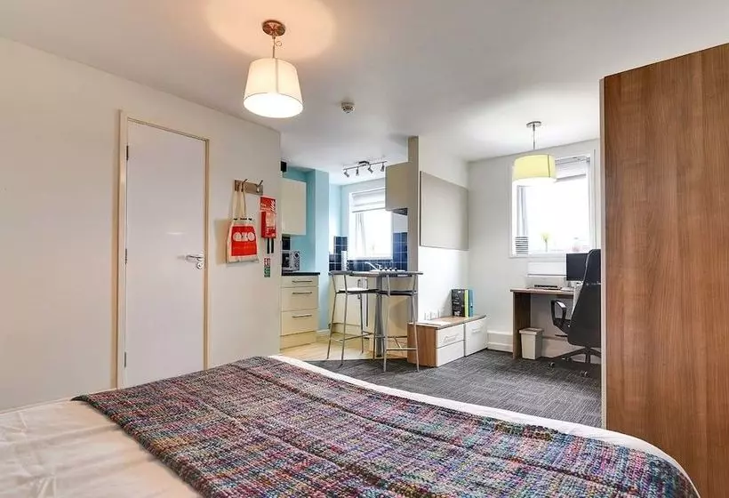 ホテル Axo Islington