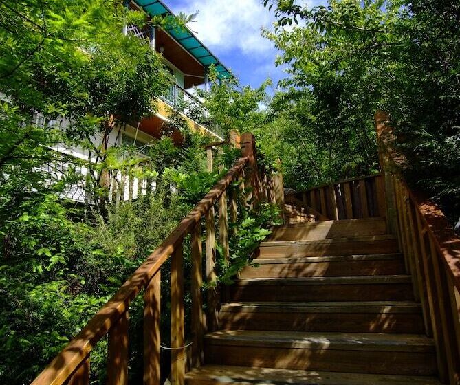 هتل Ching Jing Homeland Resort Villa