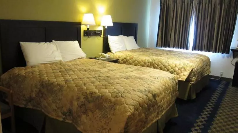 Hotelli Fidalgo Country Inn