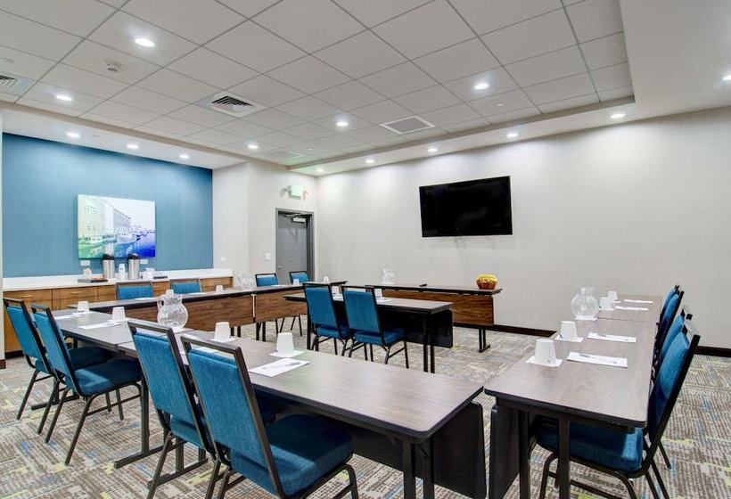 فندق Hampton Inn & Suites Portland West
