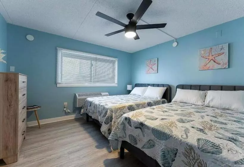 Hotelli Harbor Light Family Resort