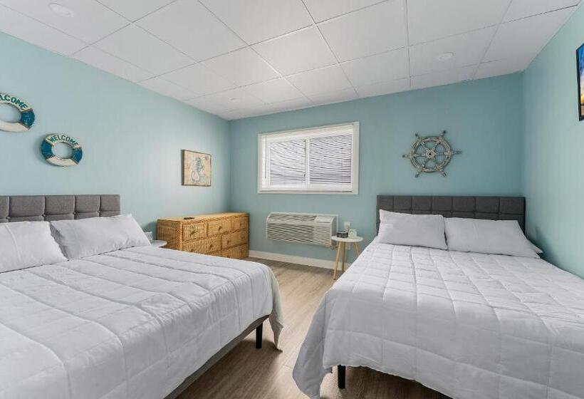 فندق Harbor Light Family Resort