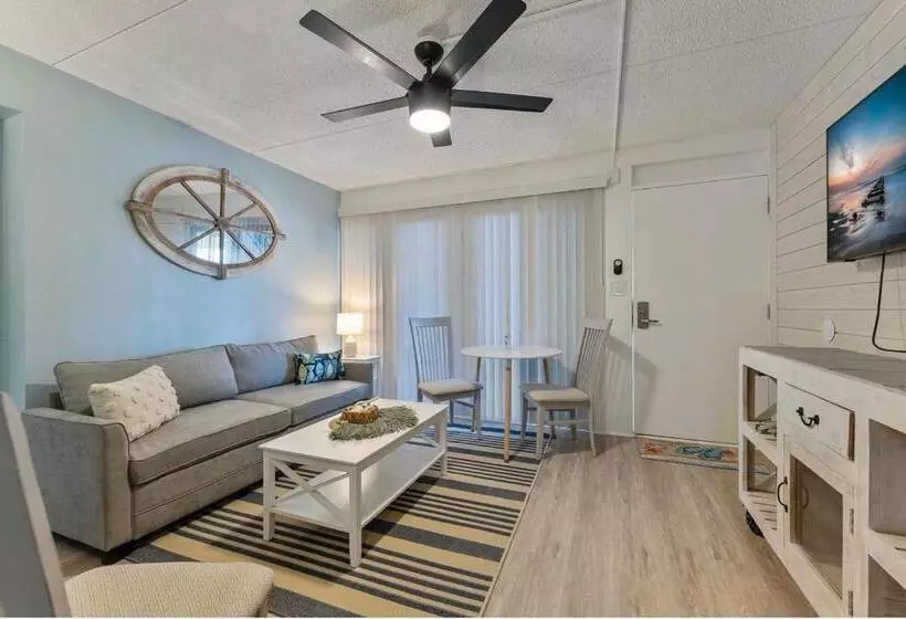 Hotelli Harbor Light Family Resort