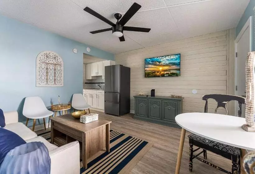 Hotelli Harbor Light Family Resort