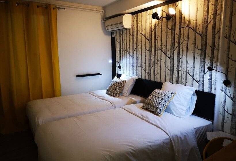 هتل Hôtel Bar Brasserie L Escale