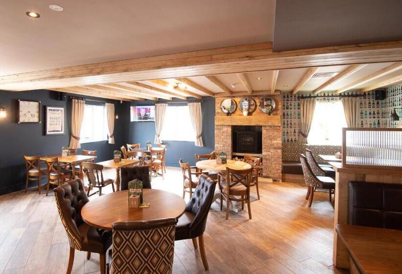 فندق Paisley Pear, Brackley By Marston's Inns