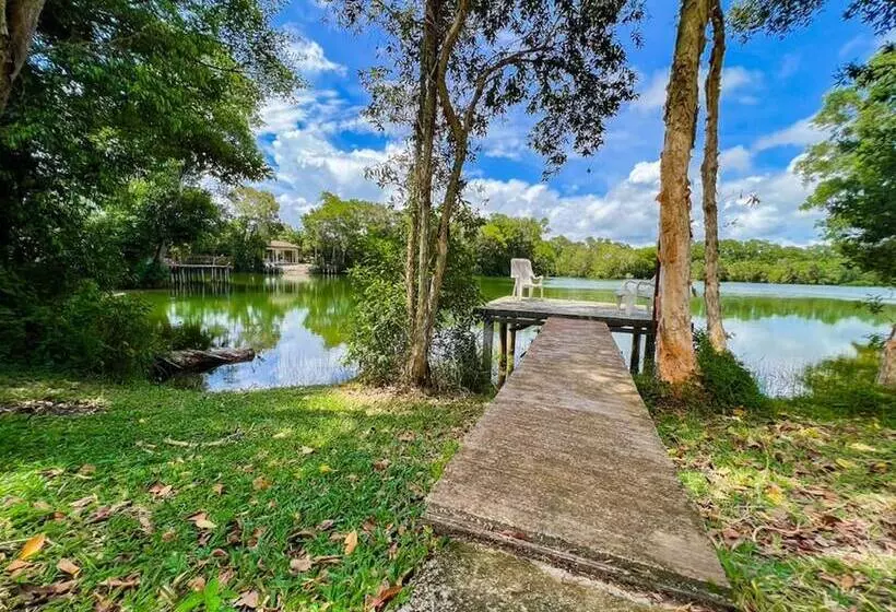 Hotelli Water Jade Natural Resort