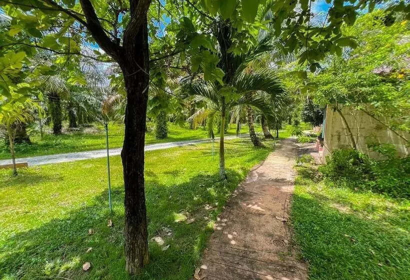 Hotelli Water Jade Natural Resort