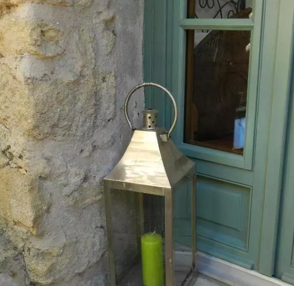 Aamiaismajoitus (B&B) Les Acanthes