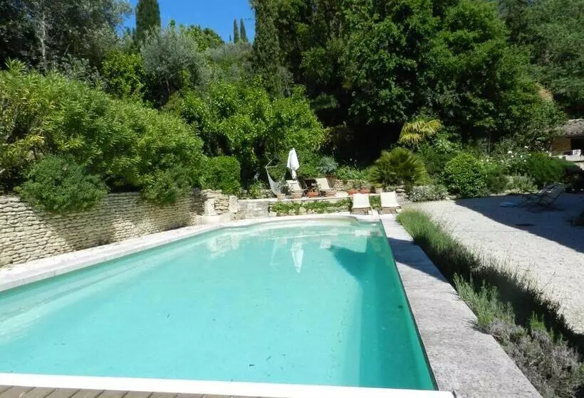 Aamiaismajoitus (B&B) Les Acanthes