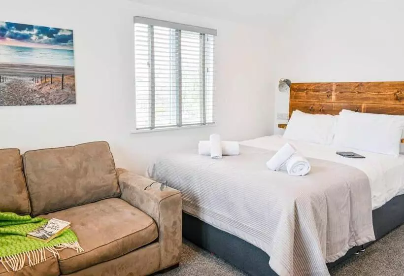 ペンション The Nook   Self Serviced Accommodation
