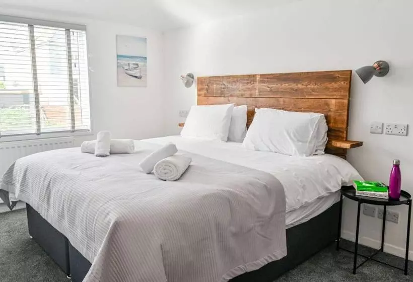 ペンション The Nook   Self Serviced Accommodation