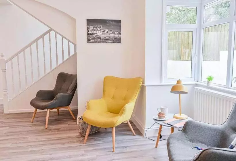 ペンション The Nook   Self Serviced Accommodation