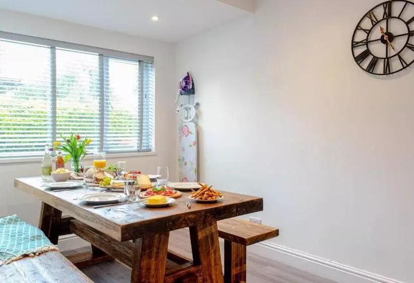 ペンション The Nook   Self Serviced Accommodation