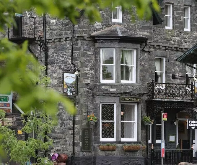 Pont Y Pair Inn