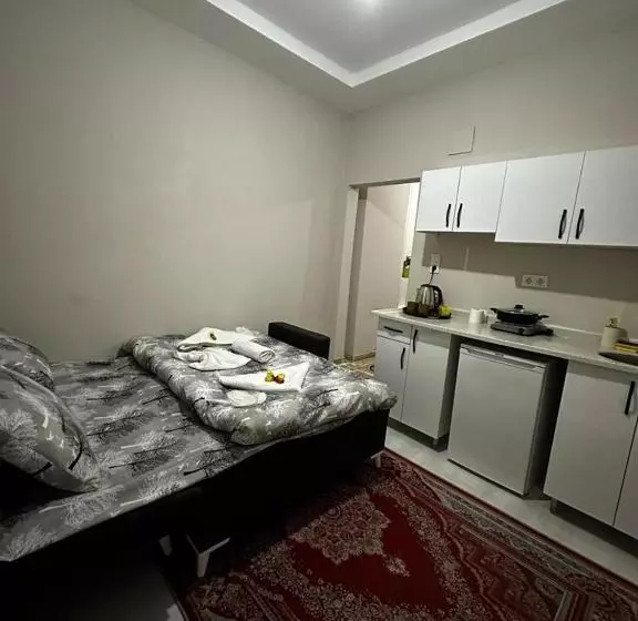 Taksim Pandora