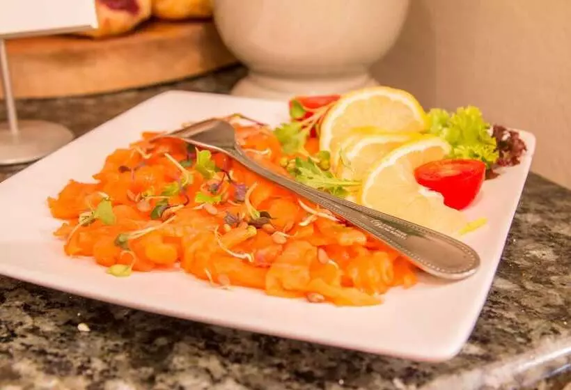 Courtyard Hotel Arcadia